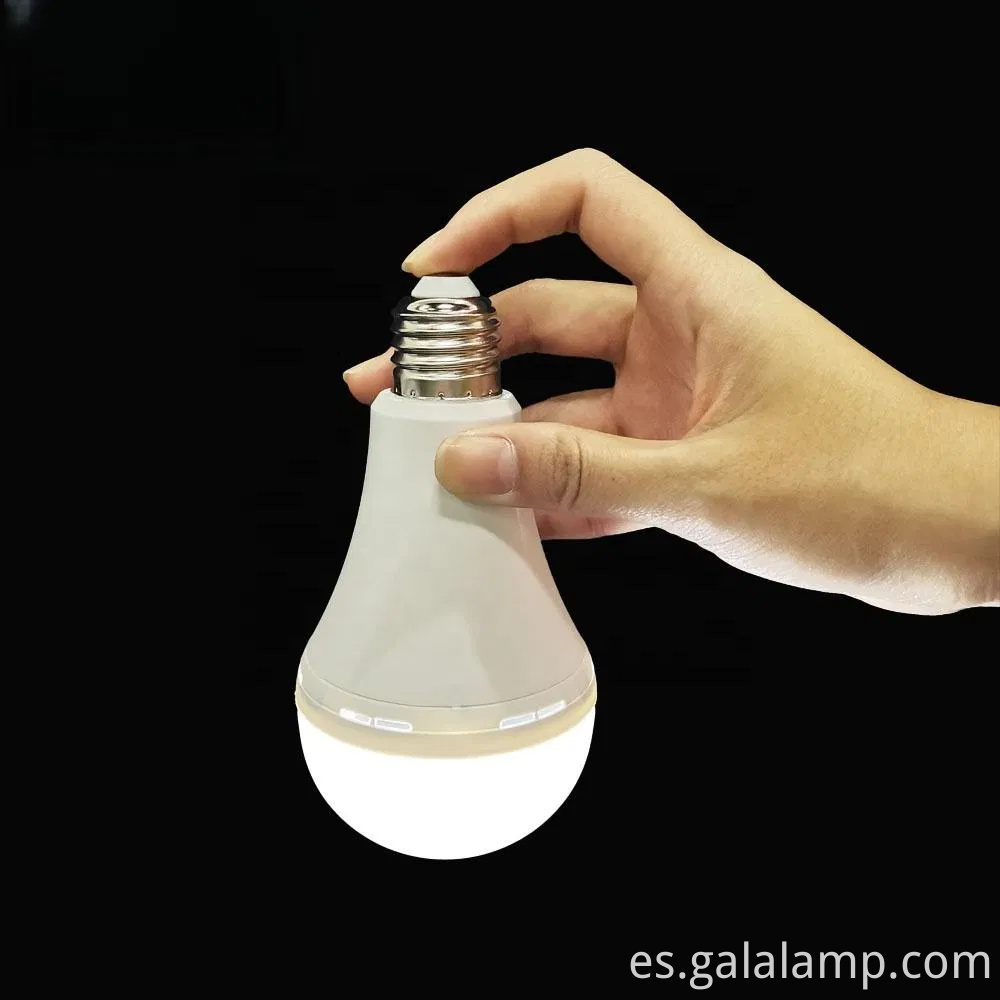 Luz de bombilla LED de emergencia recargable con batería incorporada